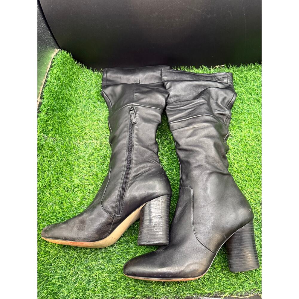 Tahari-Black-Leather-Tall- Heeled Boots-Size 9.5W - Picture 5 of 10
